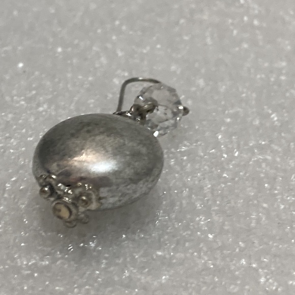 Antique Finish Silver Grey Drop Pearl & Crystal Earrings - Picture 4 of 6